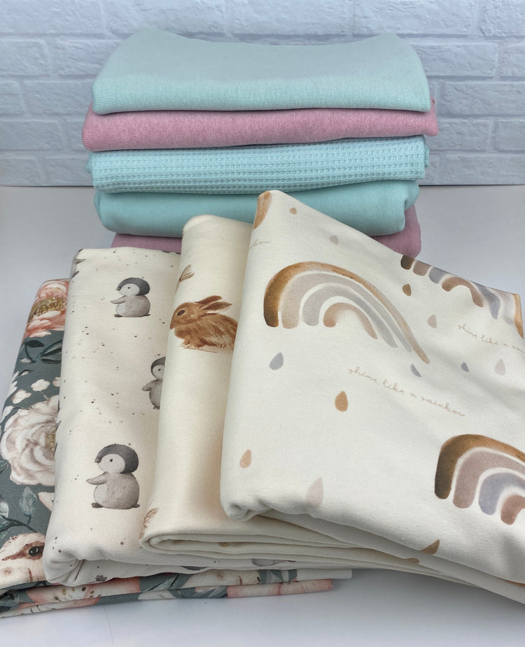 Curated Fabric Bundles - Limited Number Available - Free Shipping! Preorder ends 3/2