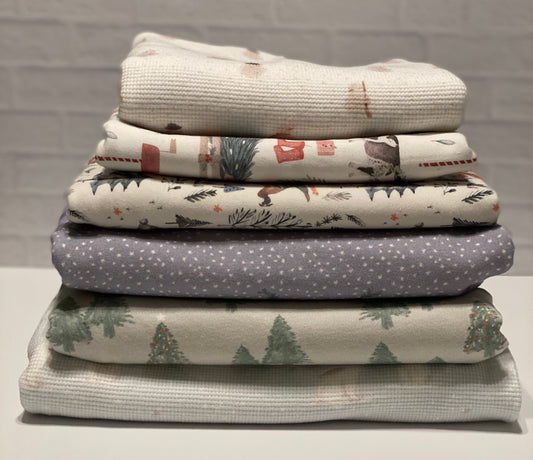 Bundle 19 -  5+ yds Family Fabrics Bundle - Winter Themed